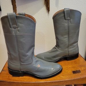 Nocona cowboy boots, 7.5B, gray, pristine condition
